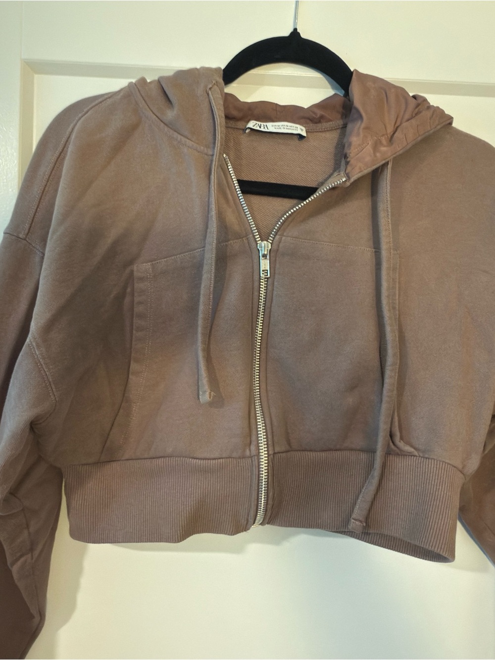 ZARA Cropped w satin and zip Hoodie
